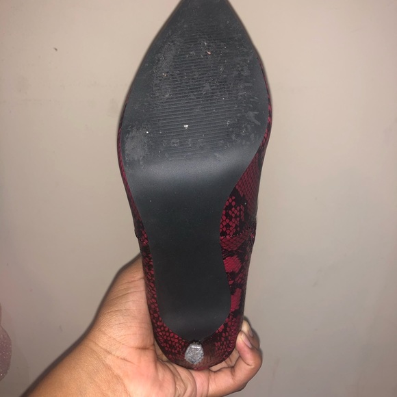 Steve Madden Demanding Red Snake Boot - Picture 4 of 7